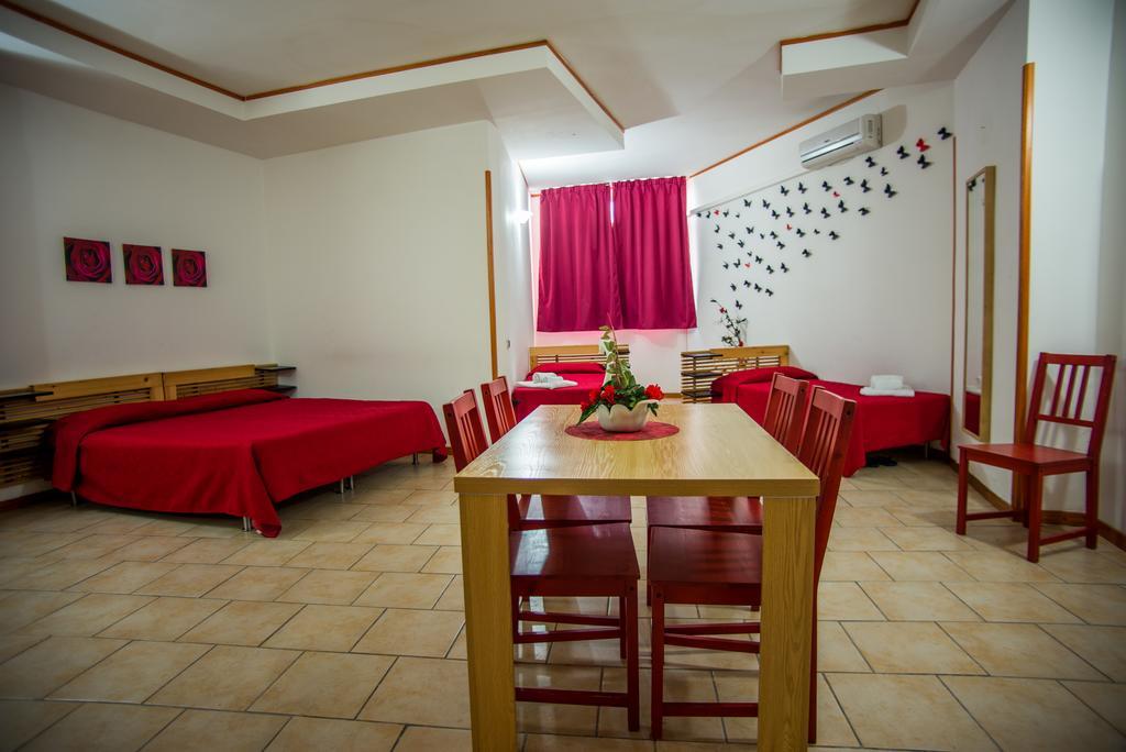Hotel Residence Lupiae Lecce Extérieur photo